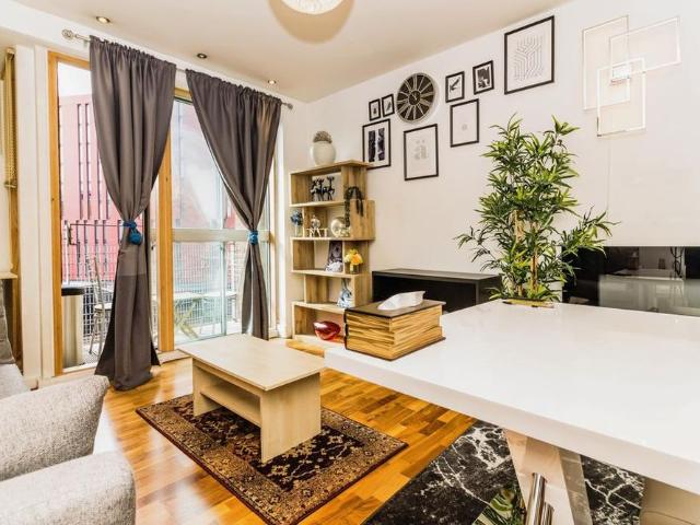 1 bedroom apartment to rent