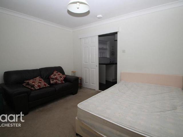 1 bedroom apartment to rent