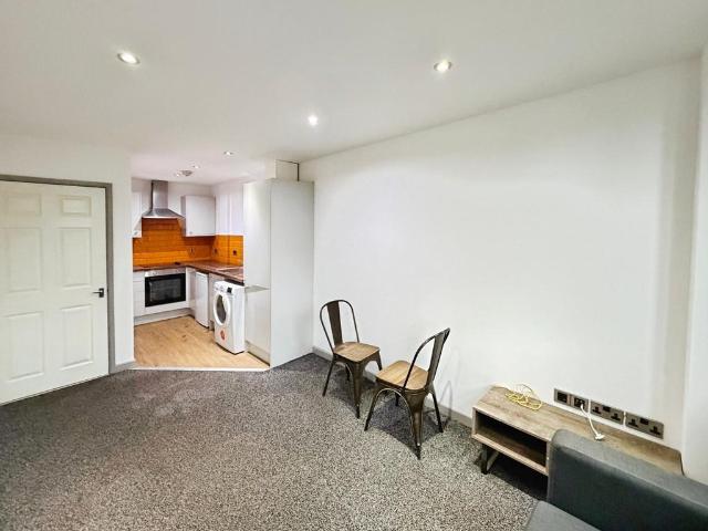 1 bedroom apartment to rent