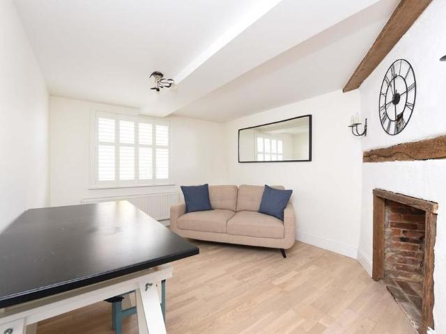 1 bedroom apartment to rent