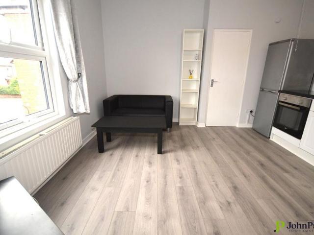 1 bedroom apartment to rent