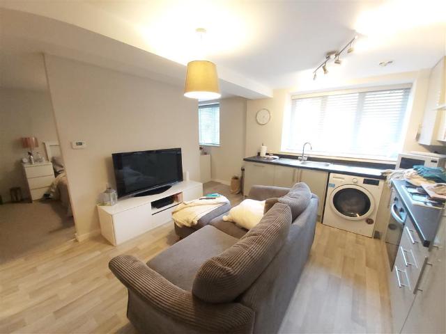 1 bedroom apartment to rent