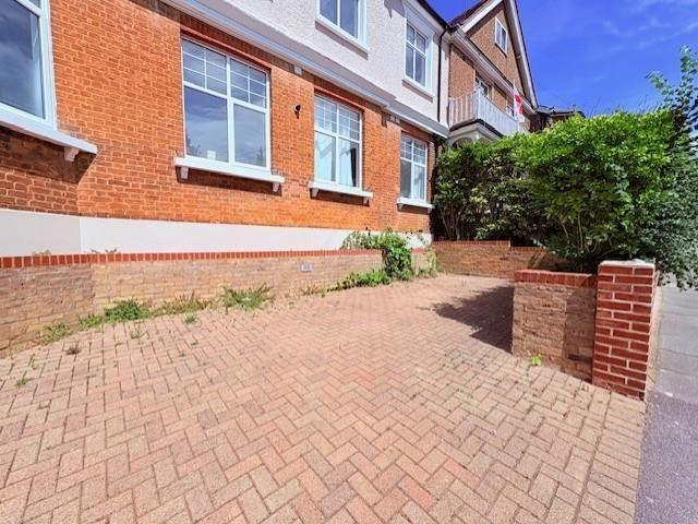 1 bedroom apartment to rent