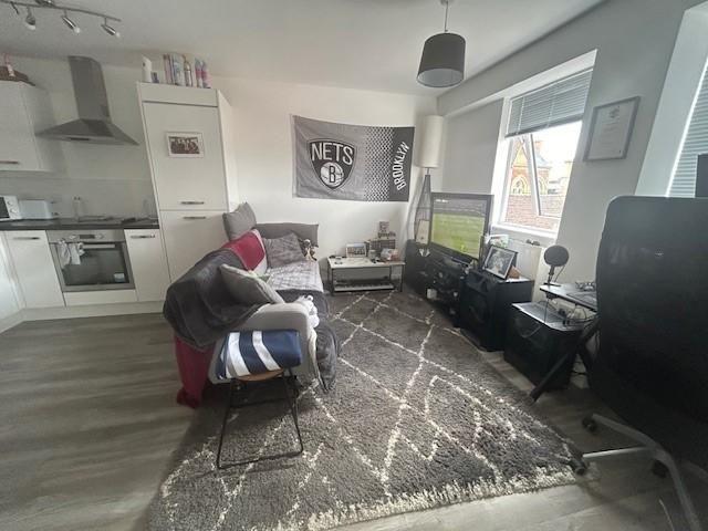 1 bedroom apartment to rent