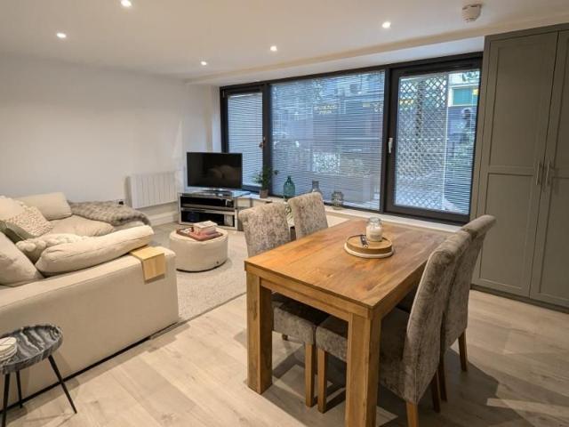 1 bedroom apartment to rent