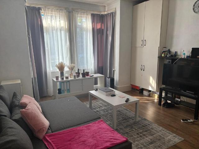 1 bedroom apartment to rent