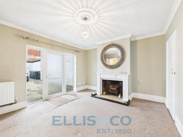 1 bedroom apartment to rent
