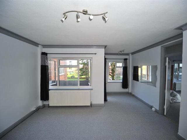 1 bedroom apartment to rent