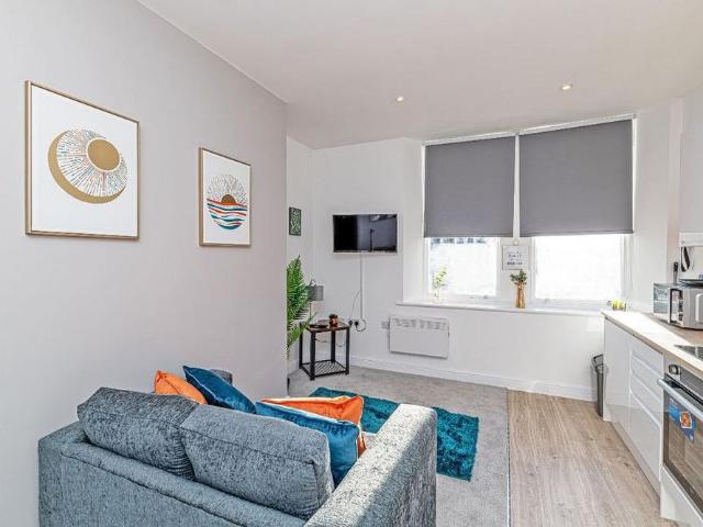 1 bedroom apartment to rent