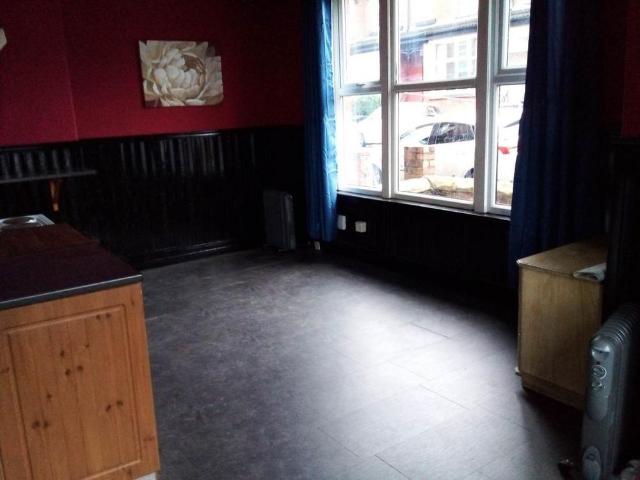 1 bedroom apartment to rent