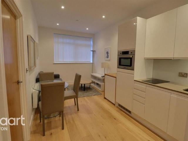 1 bedroom apartment to rent