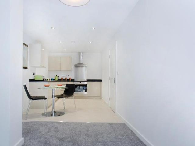 1 bedroom apartment to rent