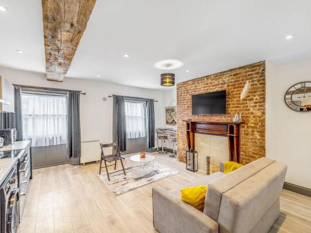 1 bedroom apartment to rent