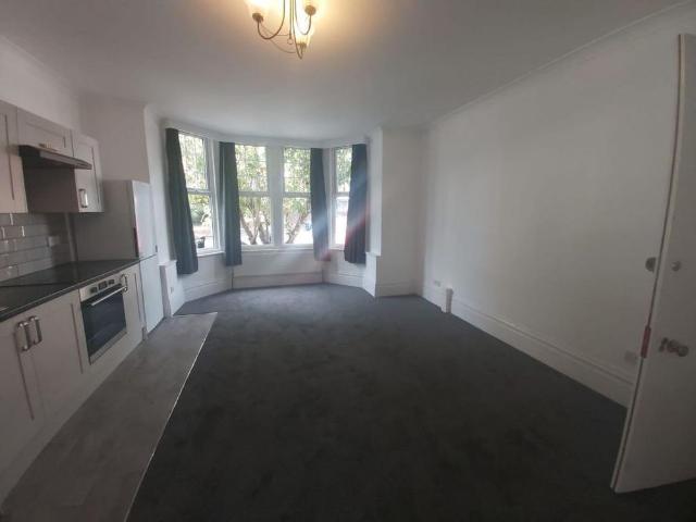 1 bedroom apartment to rent