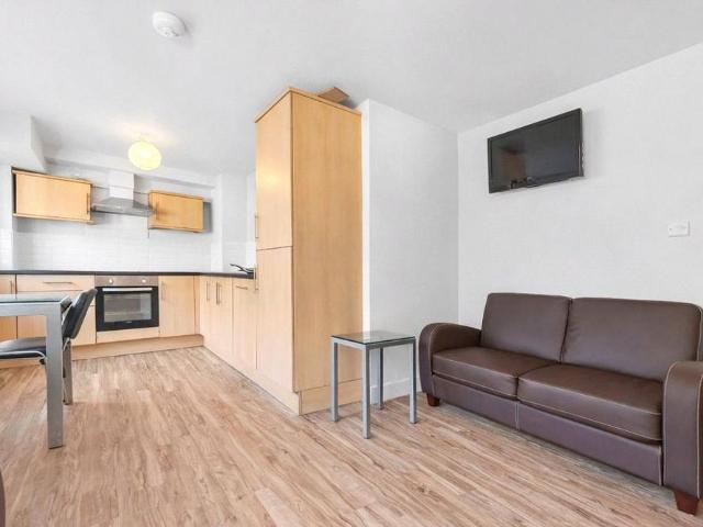 1 bedroom apartment to rent