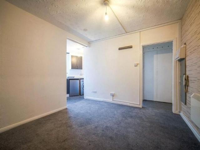 1 bedroom apartment to rent