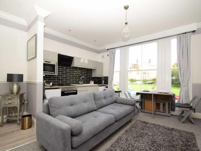 1 bedroom apartment to rent
