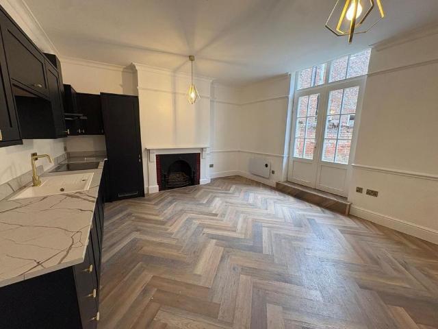 1 bedroom apartment to rent