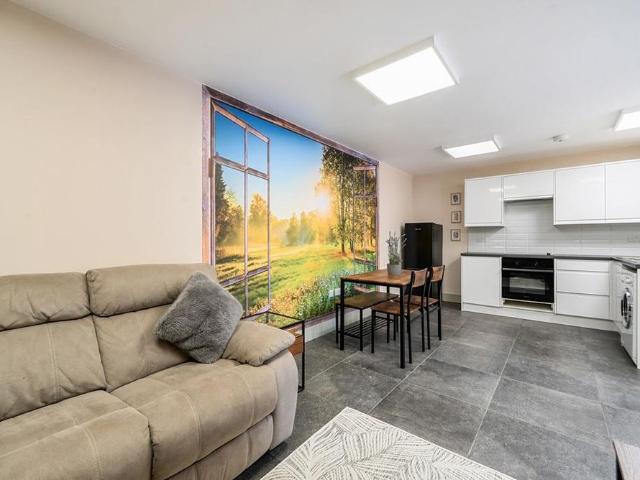 1 bedroom apartment to rent