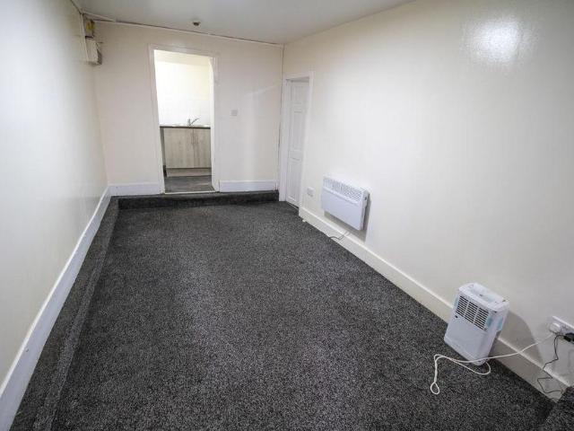 1 bedroom apartment to rent