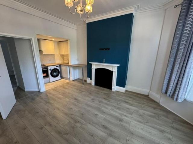 1 bedroom apartment to rent