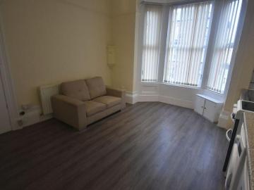 1 bedroom apartment to rent