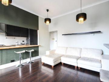 Wendell Park, London, Greater London - Equipped kitchen
