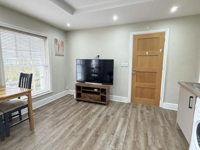 1 bedroom apartment to rent
