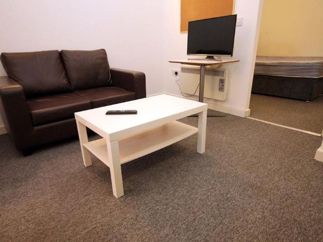 1 bedroom apartment to rent