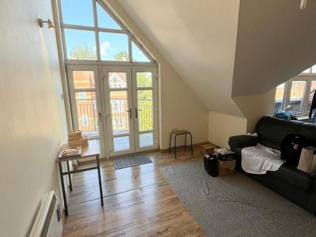 1 bedroom apartment to rent