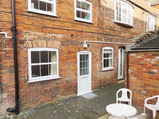 1 bedroom apartment to rent