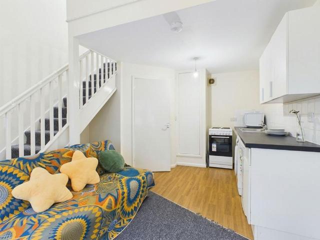 1 bedroom apartment to rent