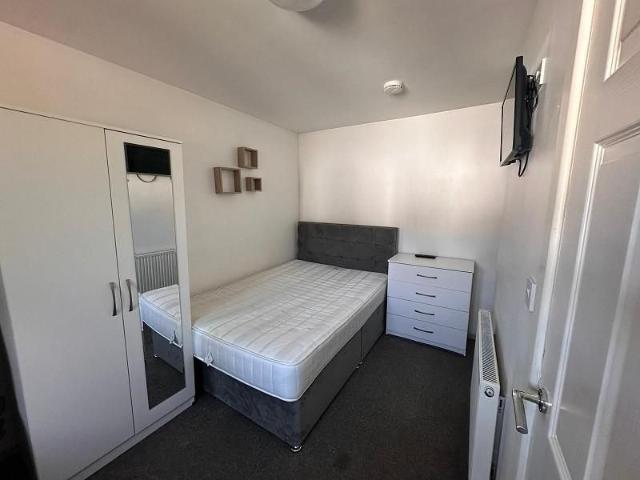 1 bedroom apartment to rent