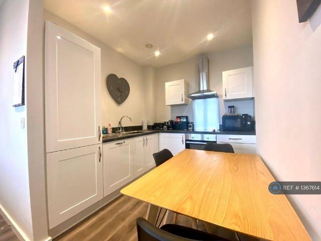 1 bedroom apartment to rent