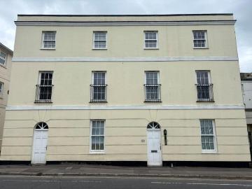 Cheltenham, Gloucestershire county, Southdowns