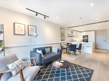 Wendell Park, London, Greater London - Balcony