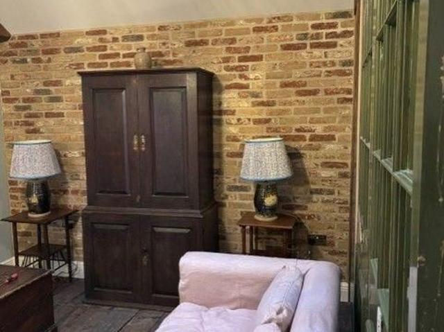 1 bedroom apartment to rent