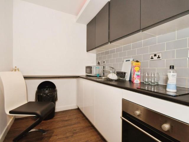 1 bedroom apartment to rent