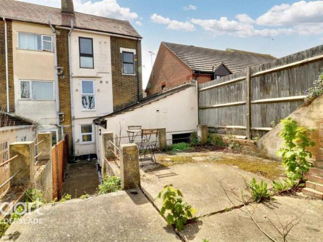 1 bedroom apartment to rent