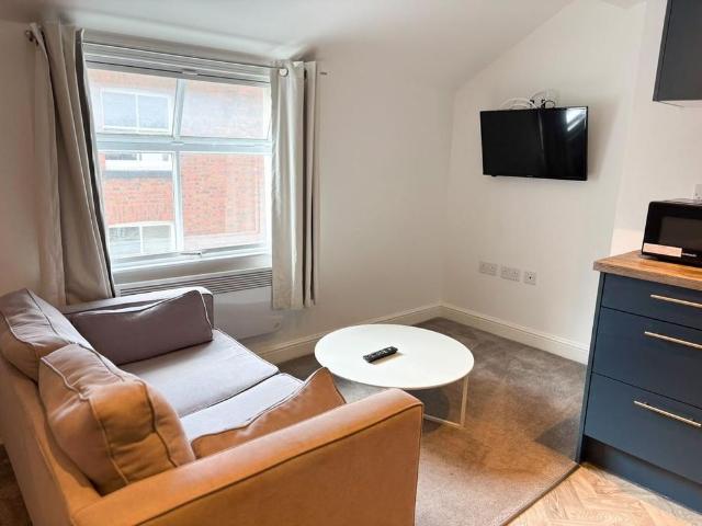 1 bedroom apartment to rent