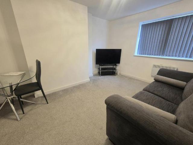 1 bedroom apartment to rent