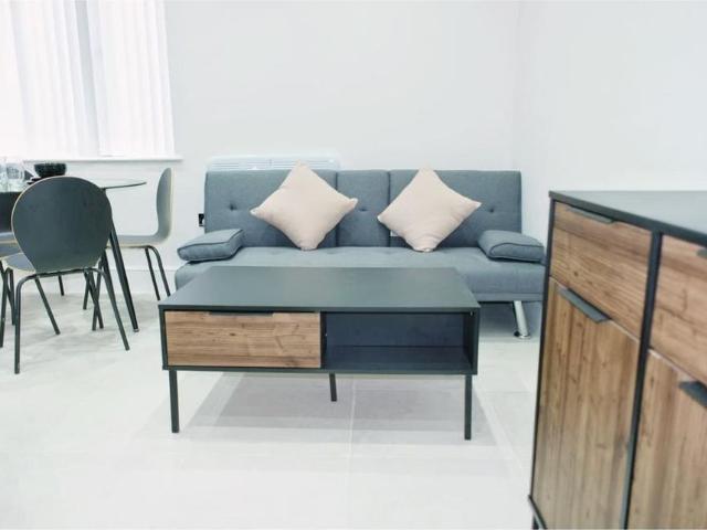 1 bedroom apartment to rent