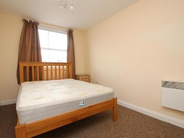 Flat to rent in Corsham - Equipped kitchen