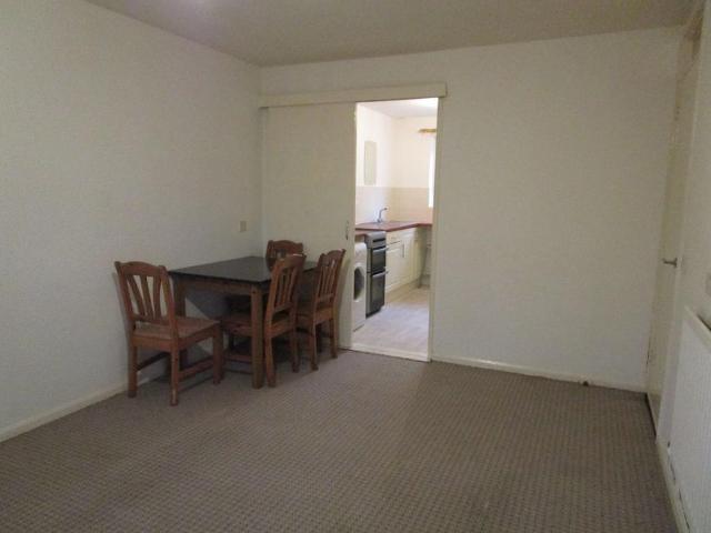1 bedroom apartment to rent