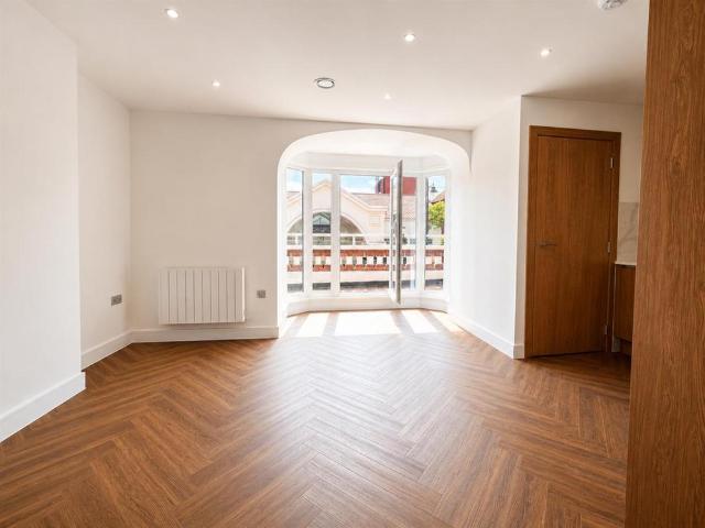 1 bedroom apartment to rent