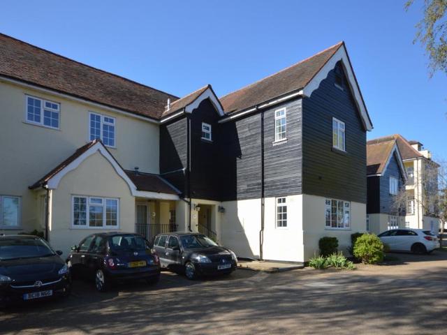 1 bedroom apartment to rent