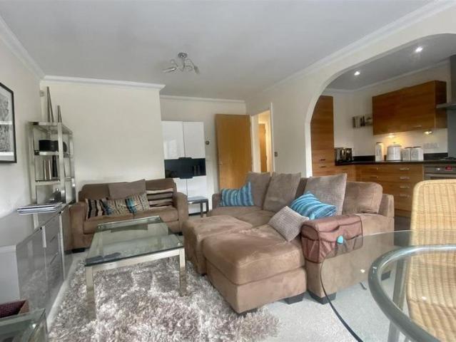 1 bedroom apartment to rent