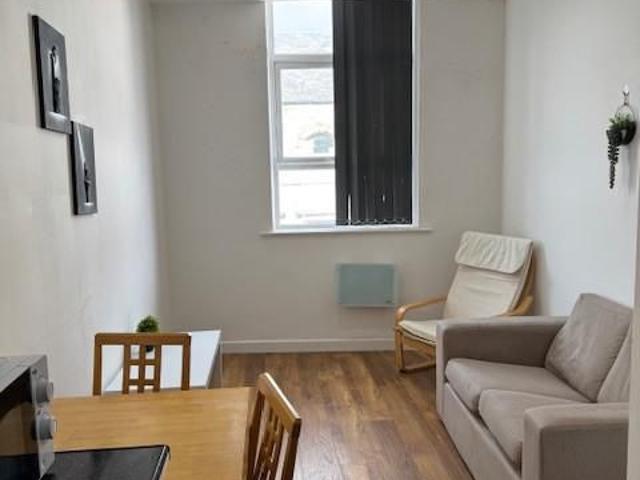 1 bedroom apartment to rent