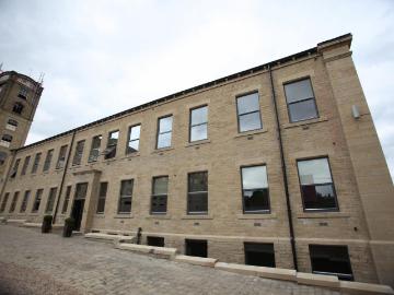 Flat to rent in Batley - Gym