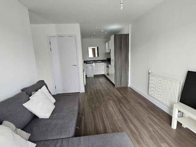 1 bedroom apartment to rent